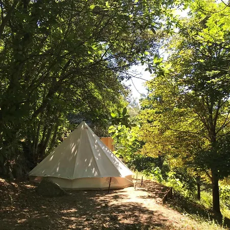 Luxury tent Le Petit Refuge Du Val D'emeraude Soudorgues
