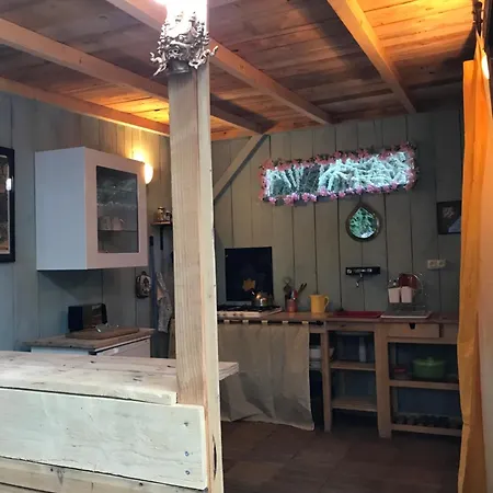 Le Petit Refuge Du Val D'emeraude Luxury tent